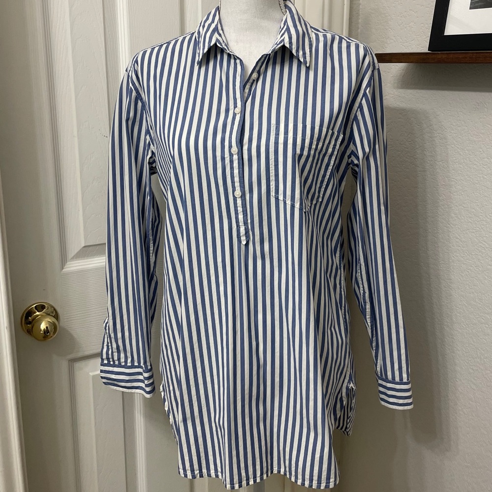 Lucky Brand top